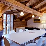 Maison Spacieuse Au Centre De Pour 8 Pers. Avec Cheminee Et Parking - Fr-1-568-18 Chalet Courchevel